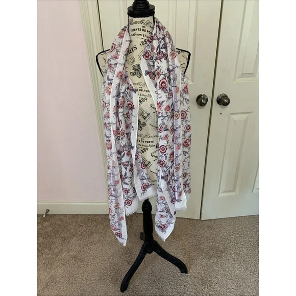 LOFT Accessories - Ann Taylor LOFT Floral Print Raw Hem Scarf Shawl Beige Red Purple‎  26X74 NWT